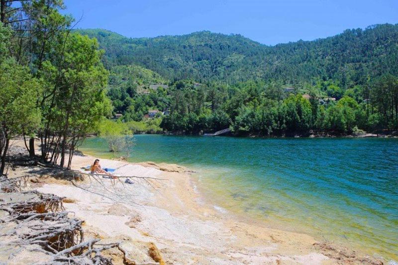 Waterfalls Geres Al Ngoại thất bức ảnh